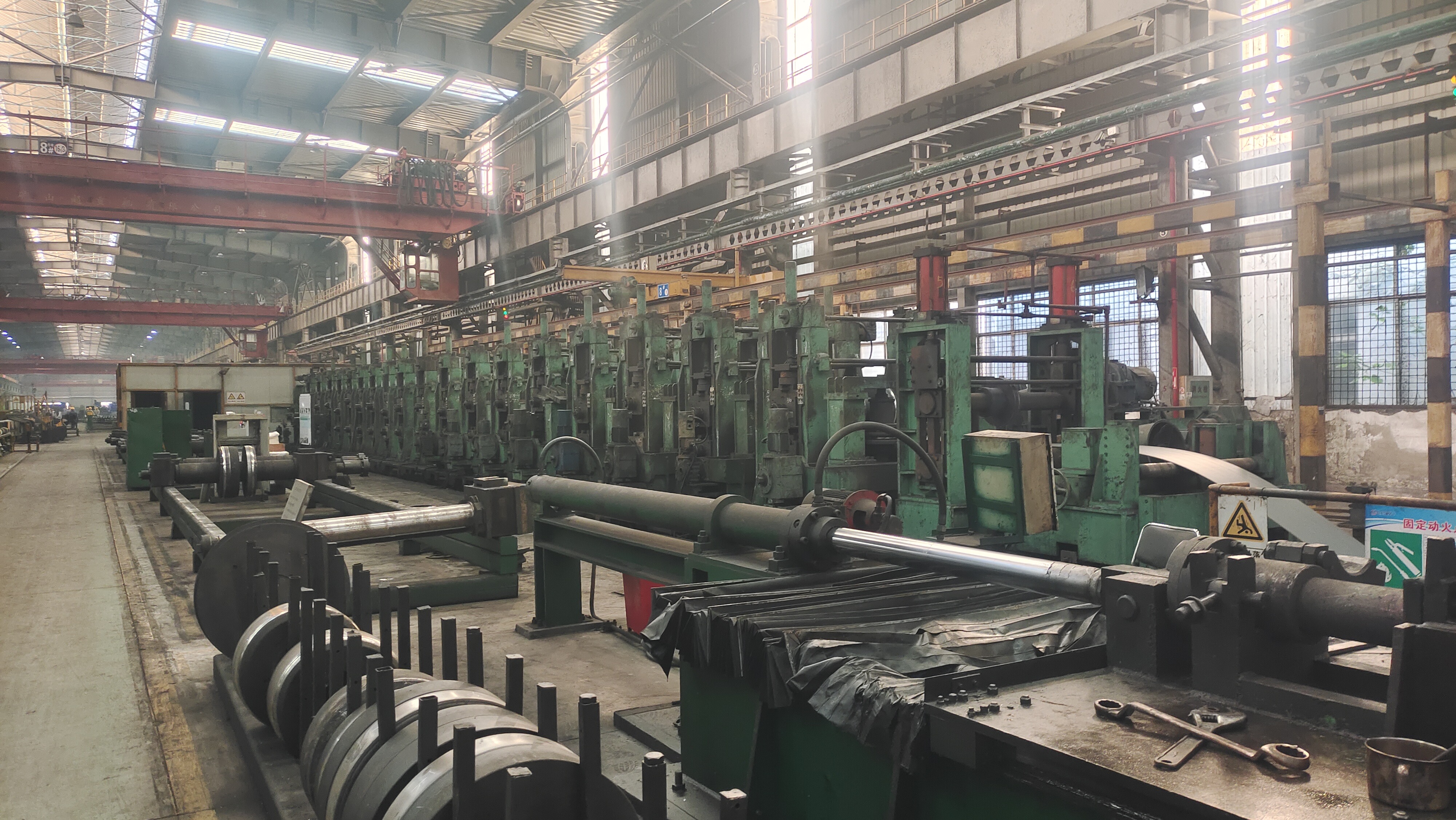 8868体育官网登录入口V9-H系列变频器:助力钢厂1250冷弯机组生产线“焕新升级”! 8868体育官网登录入口V9-H系列变频器:助力钢厂1250冷弯机组生产线“焕新升级”!